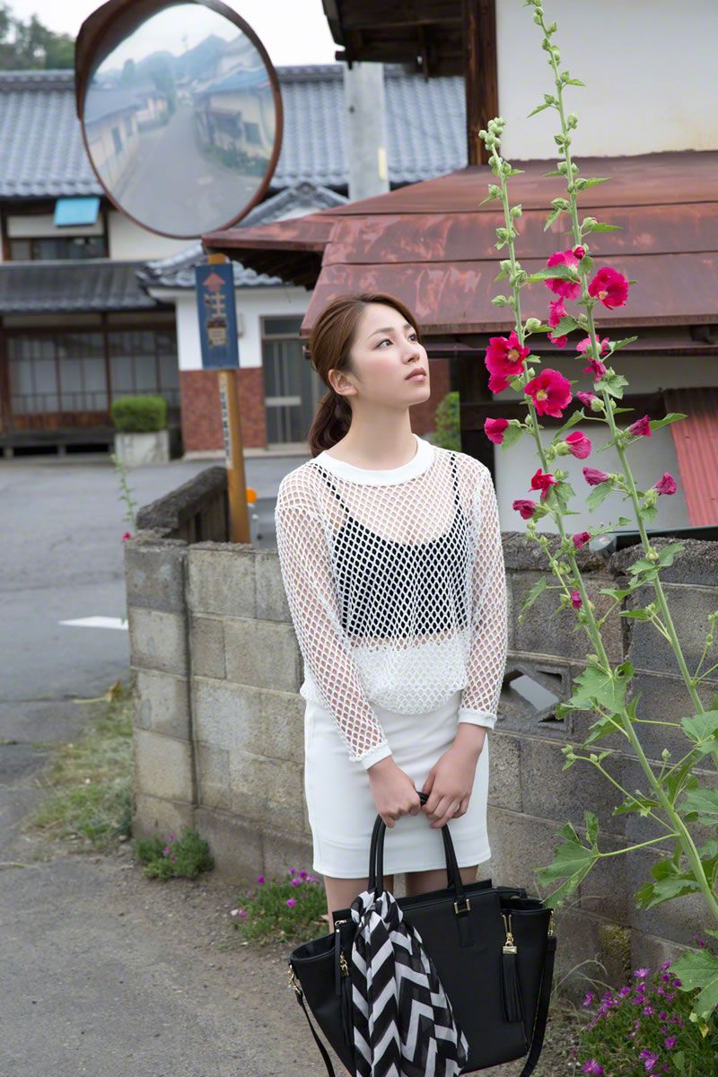 [Wanibooks WBGC] 2015.03 No.129 You Kikkawa 吉川友 [189P]