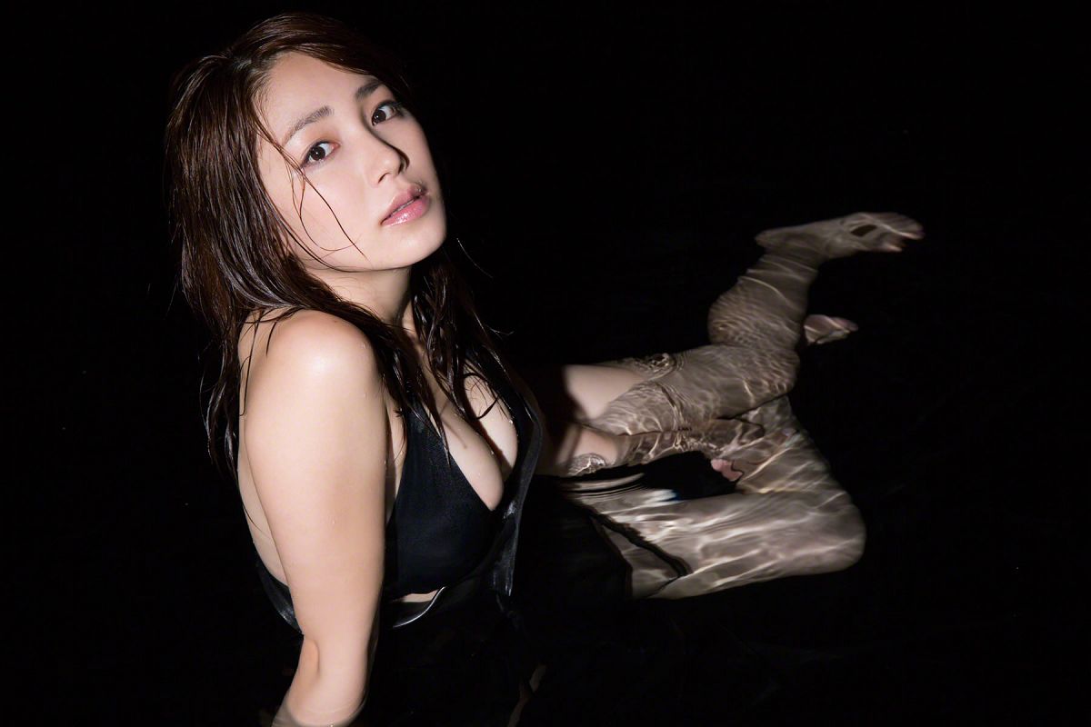 [Wanibooks WBGC] 2015.03 No.129 You Kikkawa 吉川友 [189P]