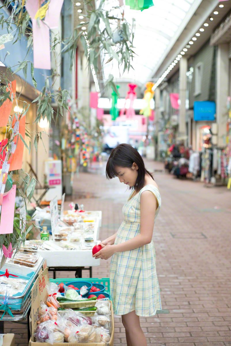 [Wanibooks WBGC] 2015.04 No.130 Erina Mano 真野恵里菜 [203P]
