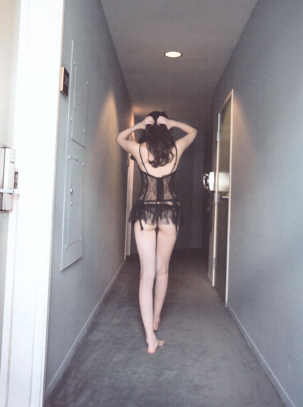[PB写真集] Haruna Kojima 小嶋陽菜 Dou Suru どうする？ [138P]