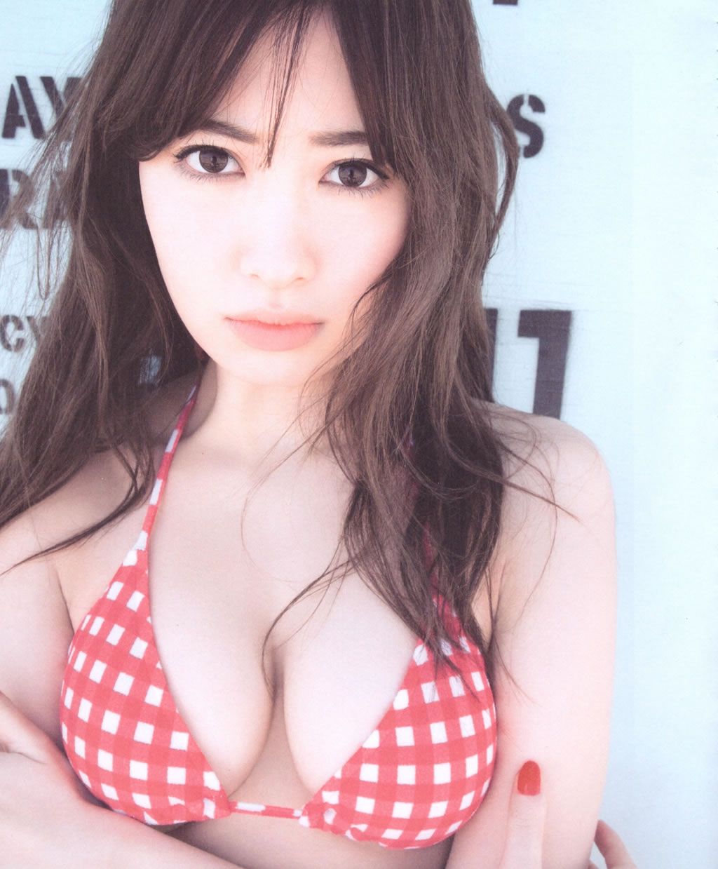 [PB写真集] Haruna Kojima 小嶋陽菜 Dou Suru どうする？ [138P]