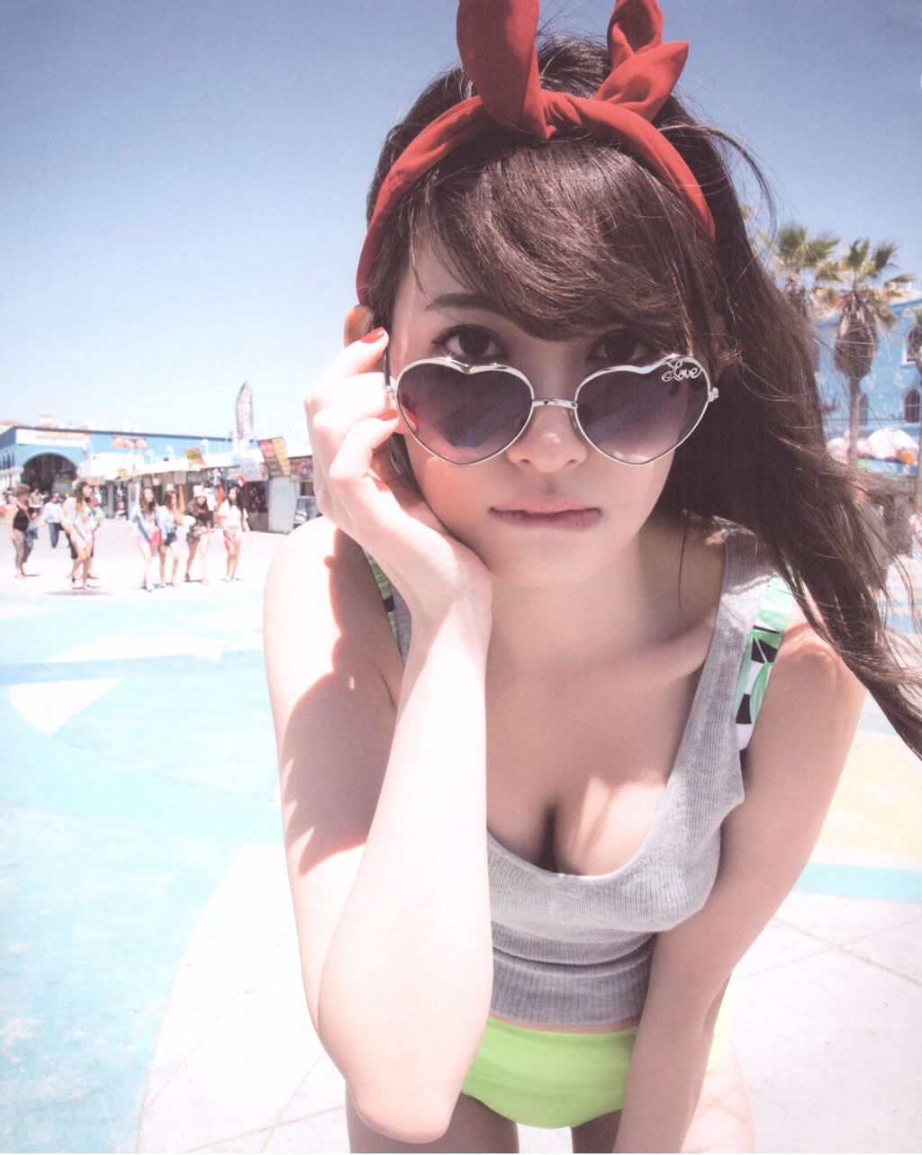 [PB写真集] Haruna Kojima 小嶋陽菜 Dou Suru どうする？ [138P]