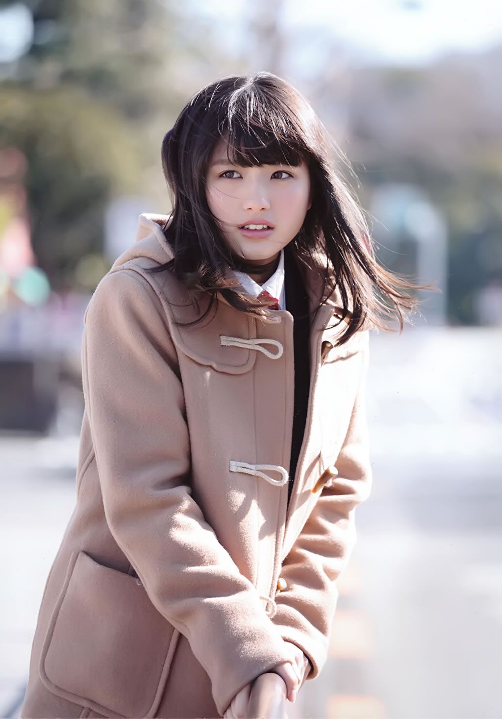 [PB写真集] Nana Owada 大和田南那 Miria Watanabe 渡辺みり愛 Graduation-中学卒業-2015 [31P]
