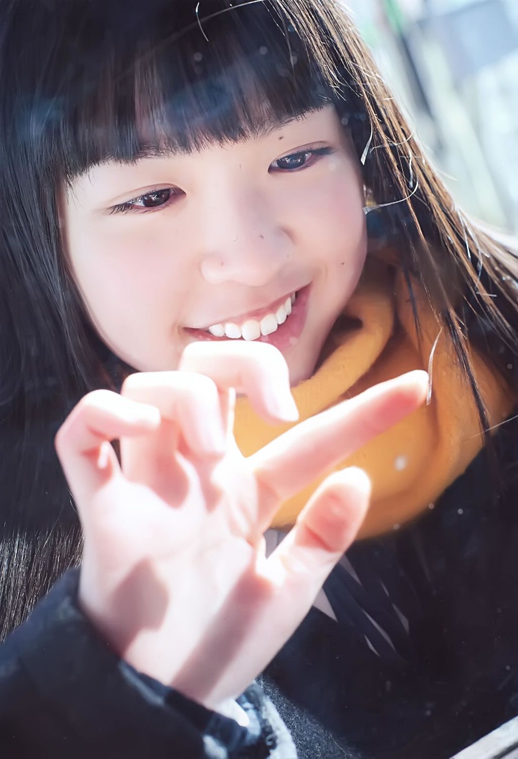 [PB写真集] Nana Owada 大和田南那 Miria Watanabe 渡辺みり愛 Graduation-中学卒業-2015 [31P]
