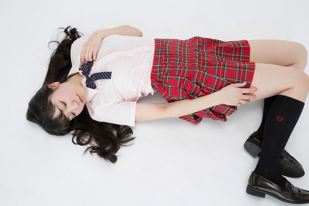 [YS-Web] Vol.648 Kanae Shiina 椎名香奈江 [49P]