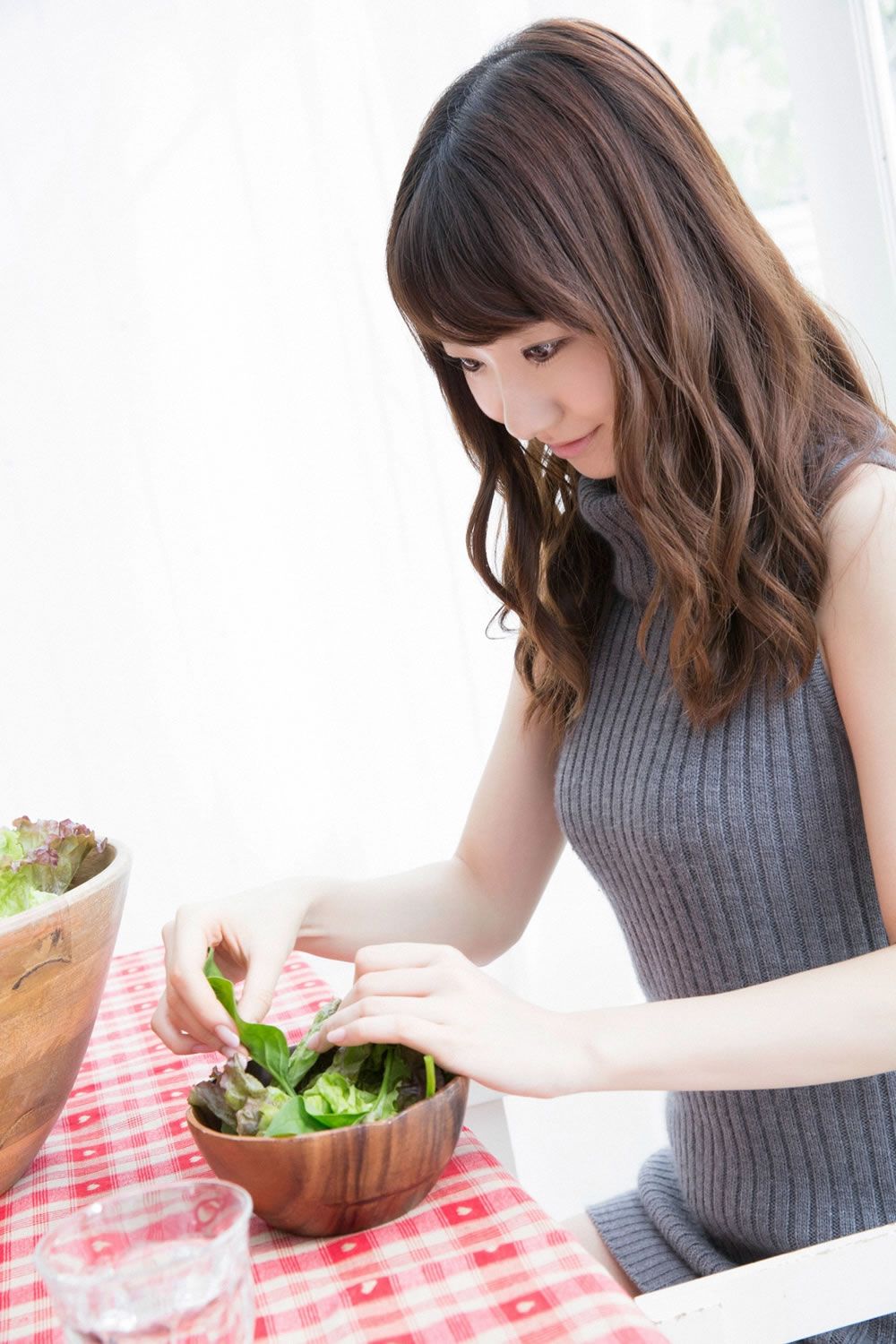 [YS-Web] Vol.633 Yuki Kashiwagi  Anna Iriyama 柏木由紀  入山杏奈 [41P]