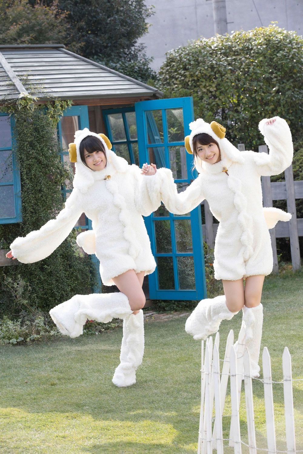 [YS-Web] Vol.633 Yuki Kashiwagi  Anna Iriyama 柏木由紀  入山杏奈 [41P]