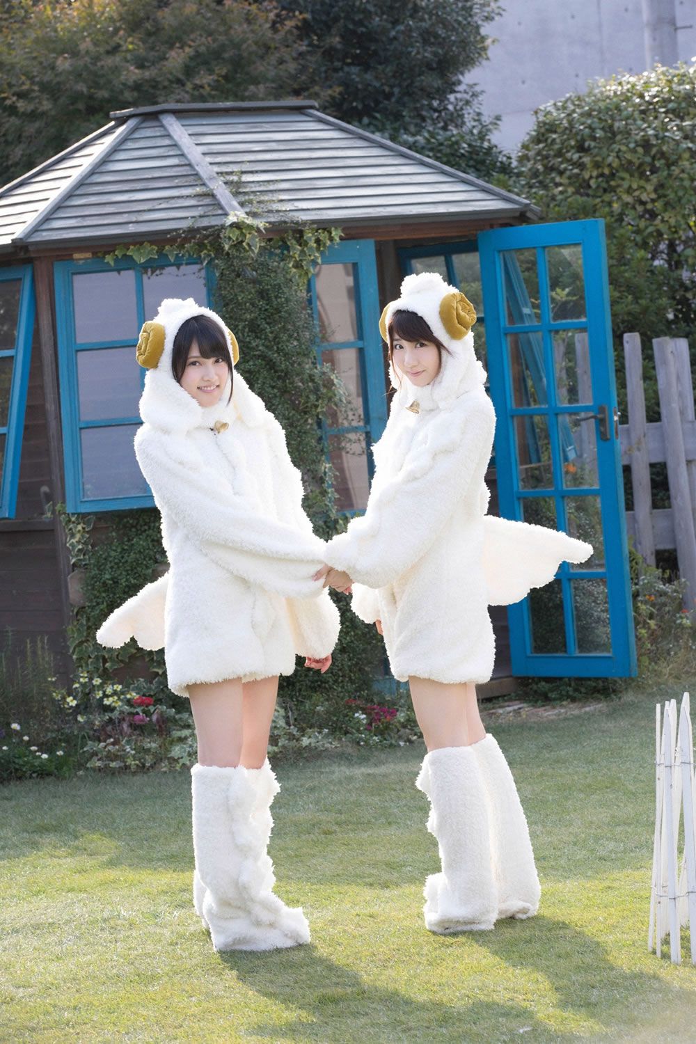[YS-Web] Vol.633 Yuki Kashiwagi  Anna Iriyama 柏木由紀  入山杏奈 [41P]
