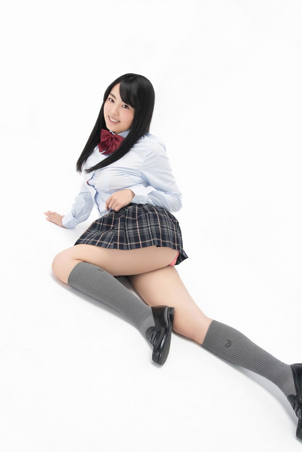 [YS-Web] Vol.636 Shizuka Nakakura 仲倉静香 [49P]