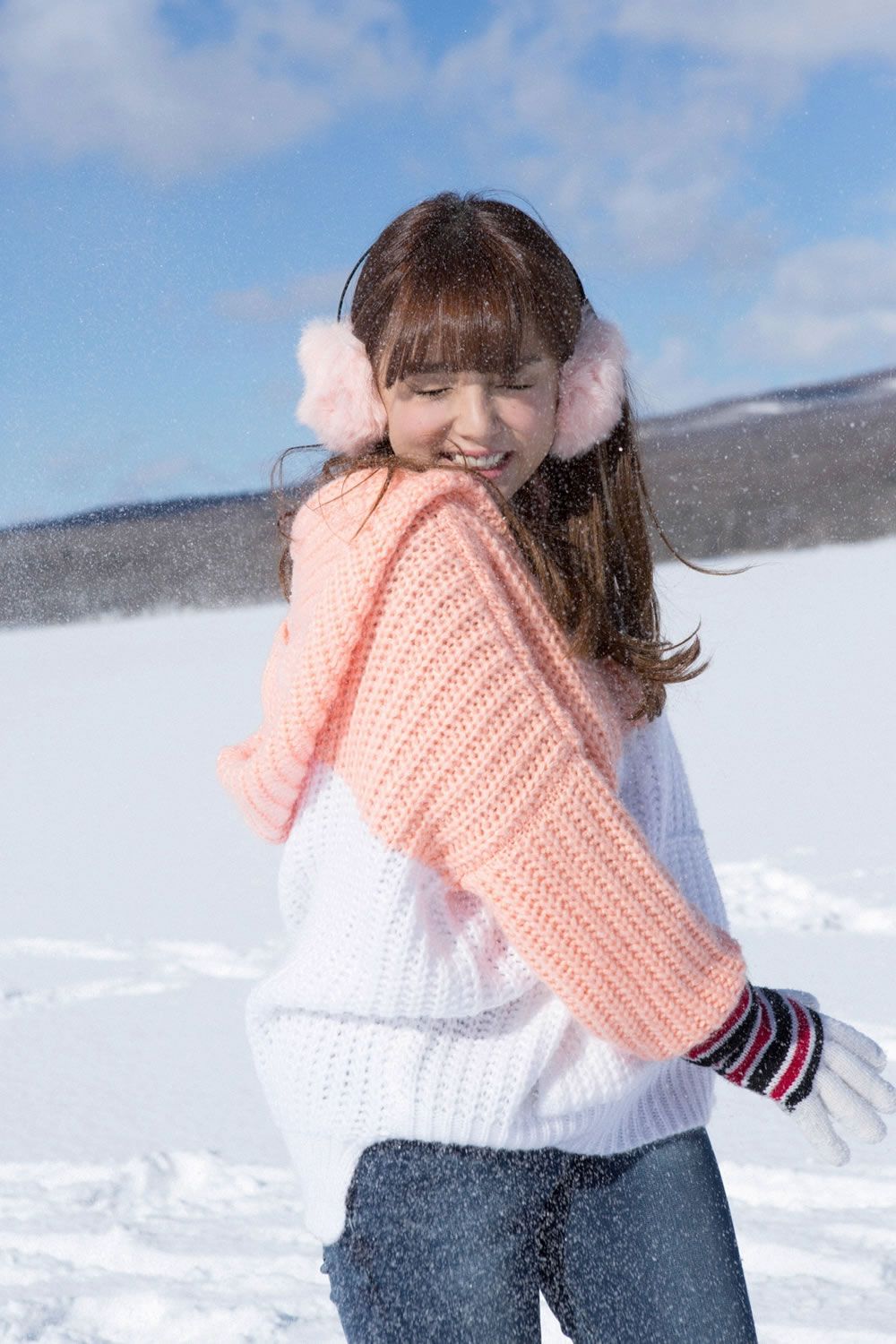 [YS-Web] Vol.637 Ai Shinozaki 篠崎愛 [97P]