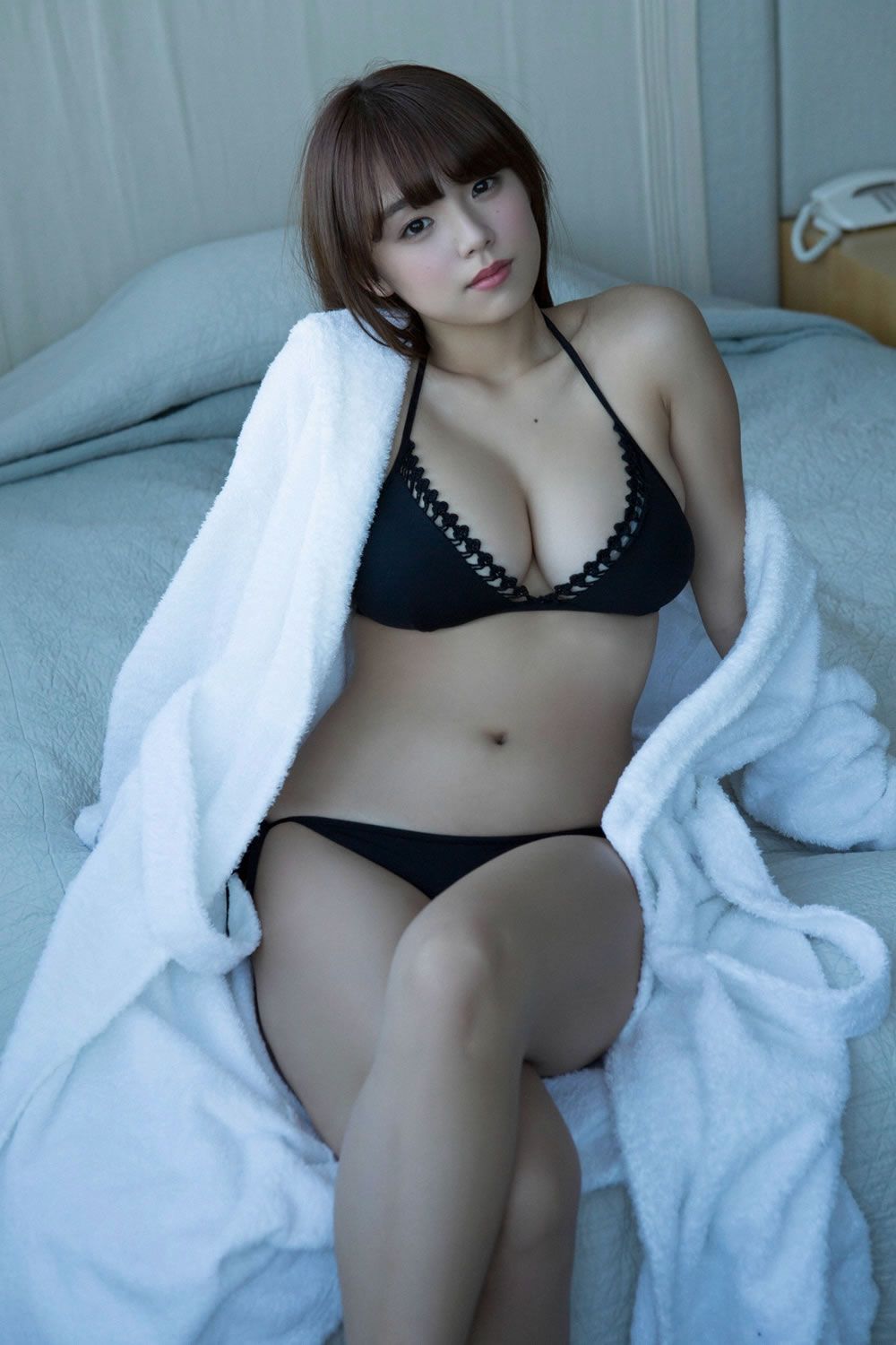 [YS-Web] Vol.637 Ai Shinozaki 篠崎愛 [97P]