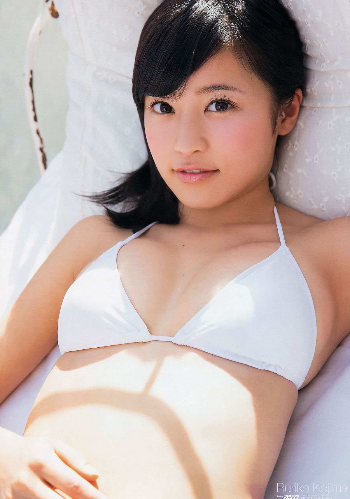 [Weekly Big Comic Spirits] 2013 No.10-13 小島瑠璃子 鈴木愛理 前島亜美 ヨンア 柏木由紀 横山由依 [24P]