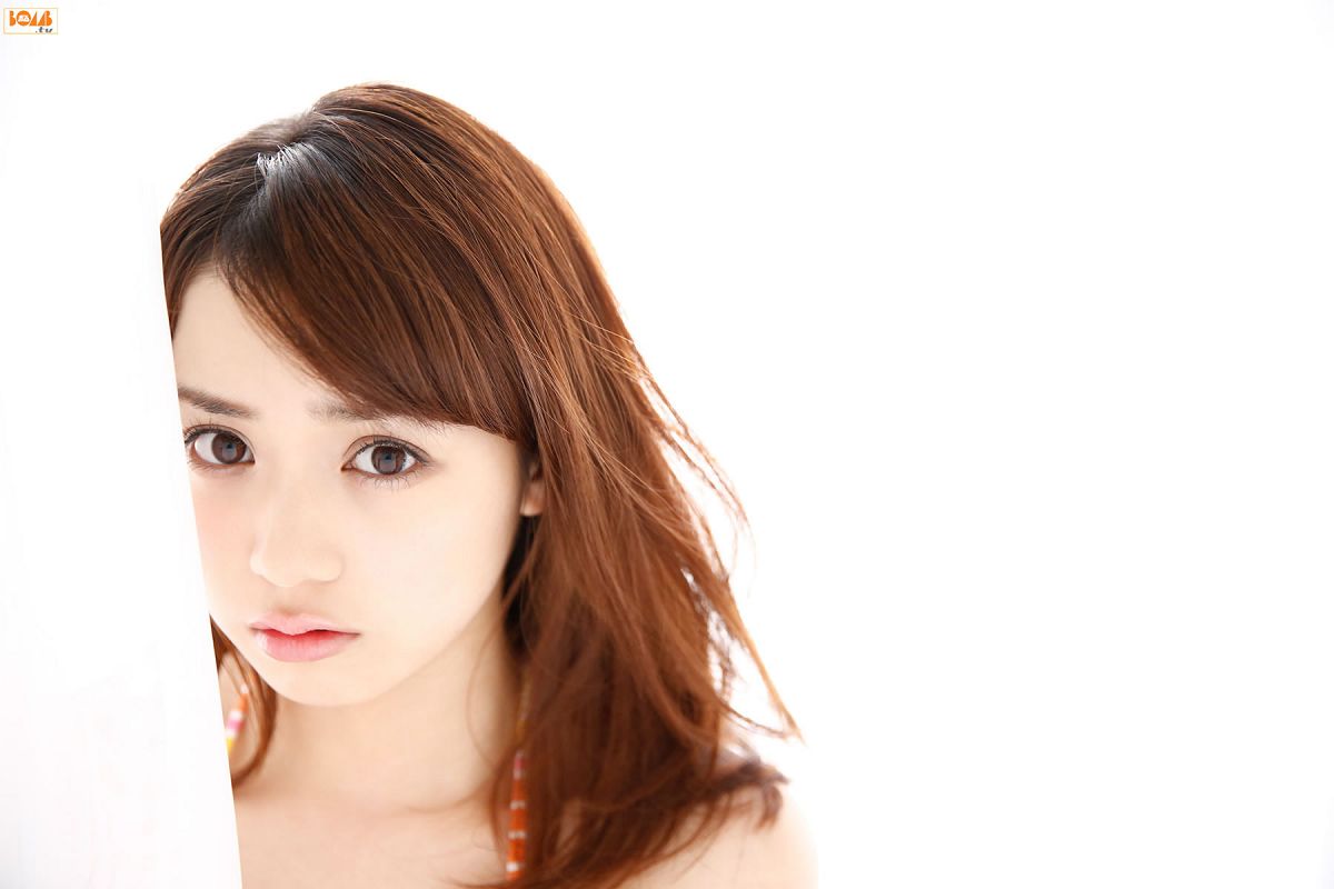 [BOMB.tv] GRAVURE Channel 2015年01月号 Makoto Okunaka 奥仲麻琴 [77P]