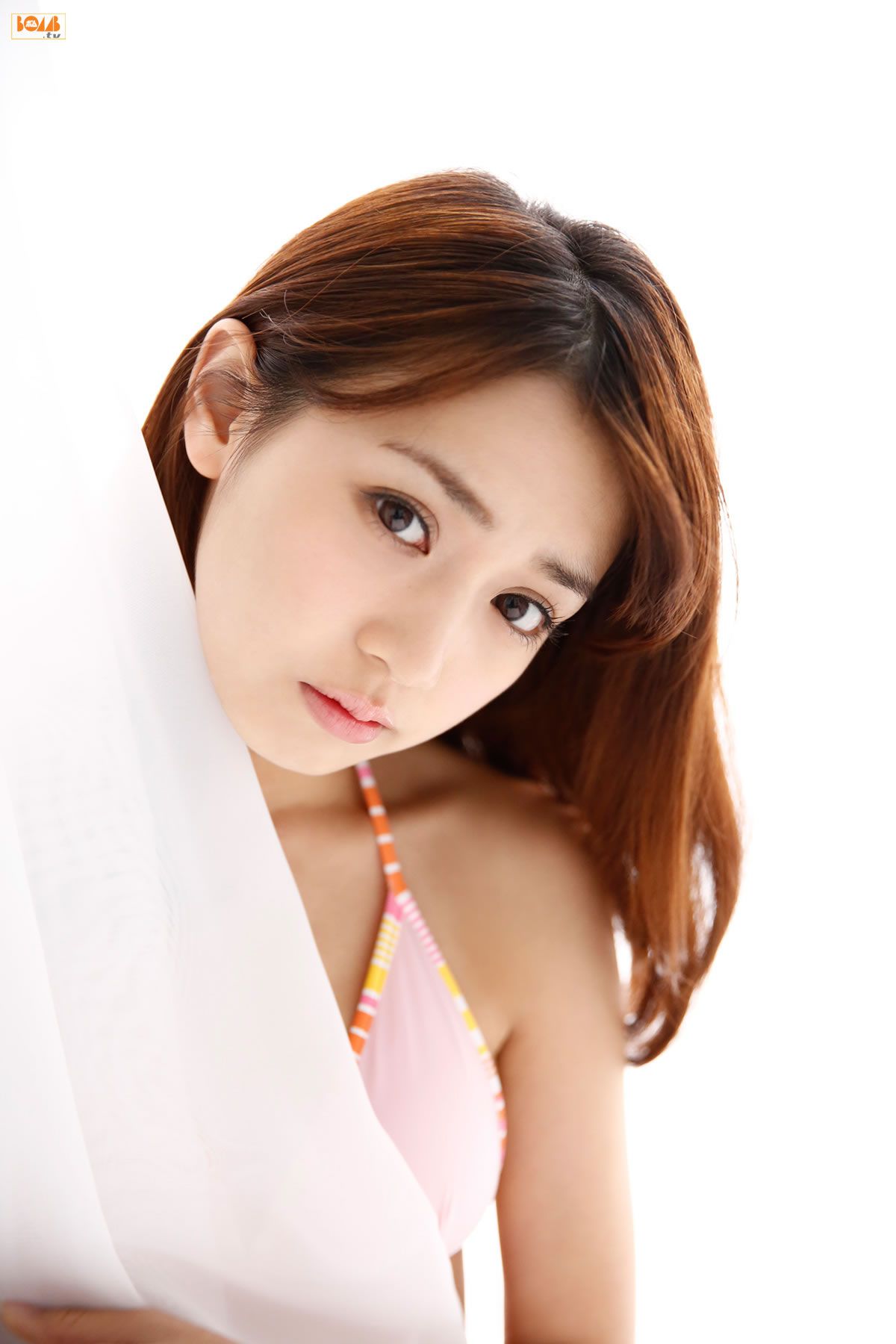 [BOMB.tv] GRAVURE Channel 2015年01月号 Makoto Okunaka 奥仲麻琴 [77P]