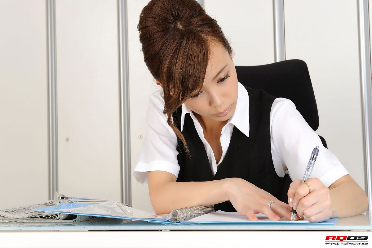 [RQ-STAR] 2009.10.02 NO.00182 Izumi Morita 森田泉美 Office Lady [119P]