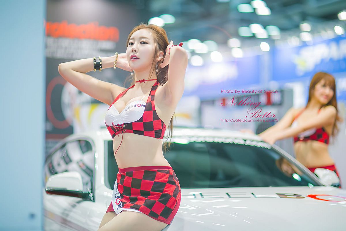 2015韩国国际车展靓丽车模金雅然 [69P]