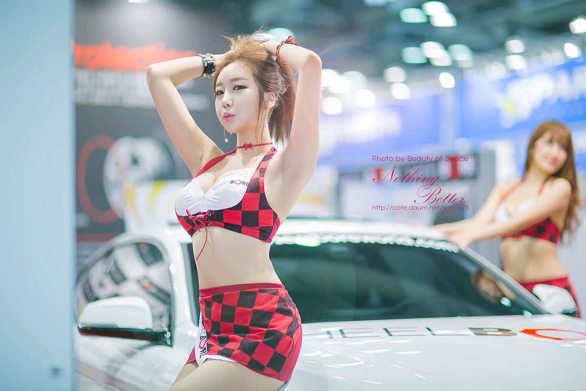 2015韩国国际车展靓丽车模金雅然 [69P]