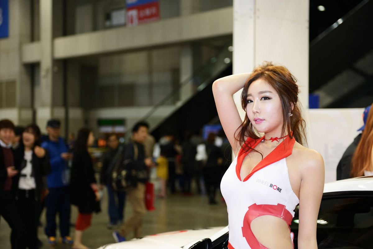 2015韩国国际车展靓丽车模金雅然 [69P]