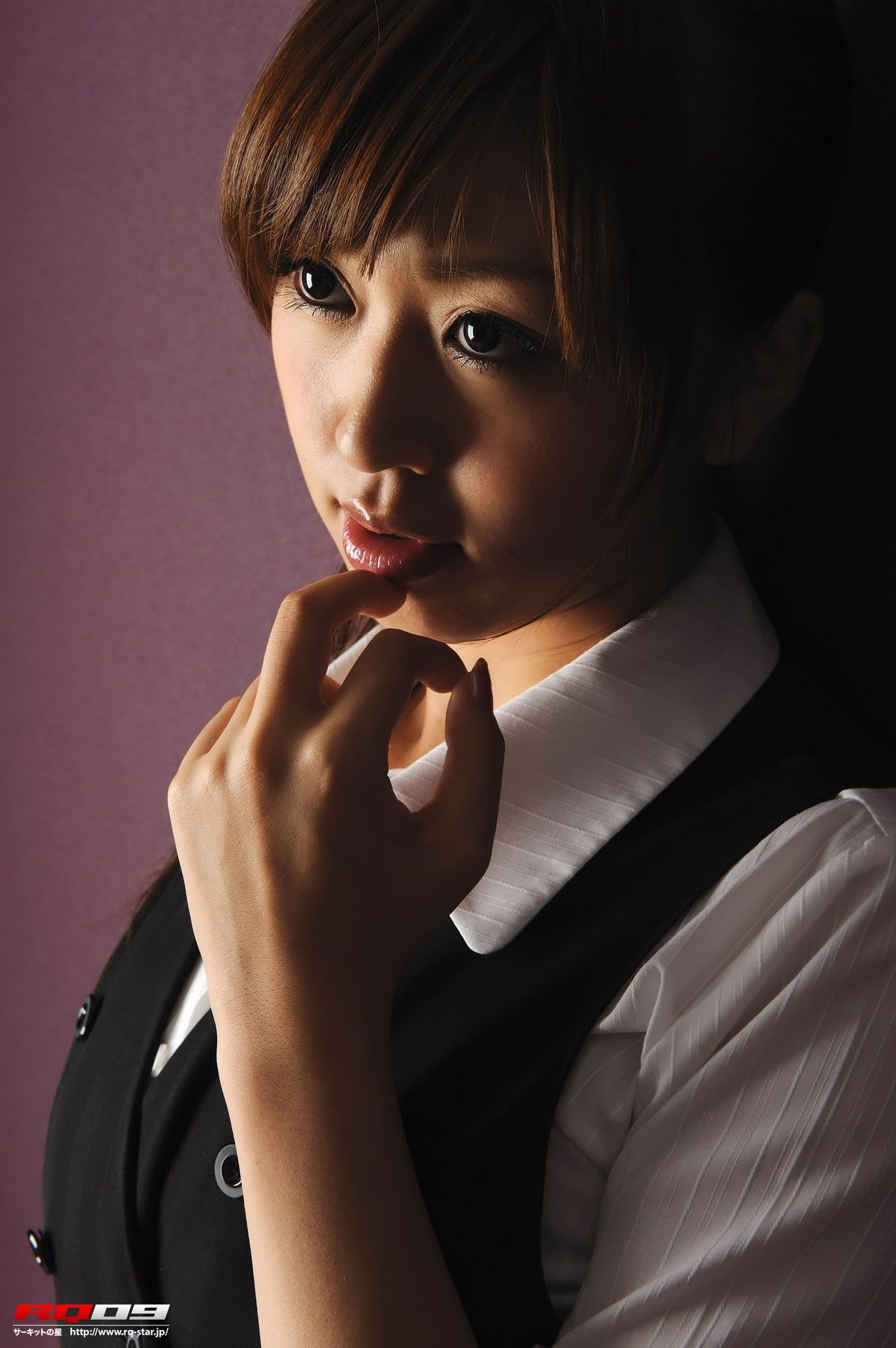 [RQ-STAR] 2009.11.04 NO.00202 Natsumi Senaga 瀬長奈津実 Office Lady [102P]