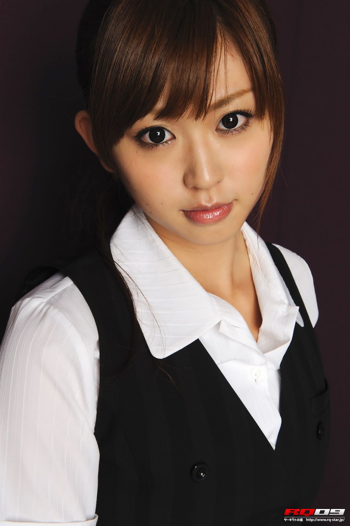 [RQ-STAR] 2009.11.04 NO.00202 Natsumi Senaga 瀬長奈津実 Office Lady [102P]