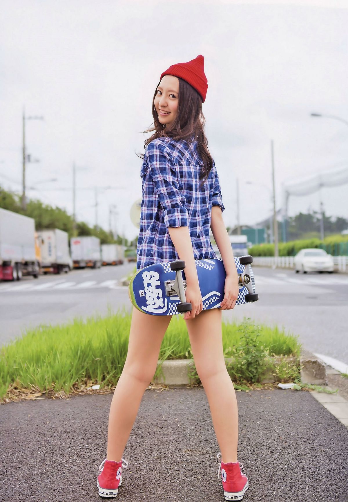 [UTB] 2014.10 vol.222-223 宮脇咲良 小嶋真子 薮下柊 大島涼花 渡辺美優紀 岛崎遥香 向井地美音 森保西野木本[52P]