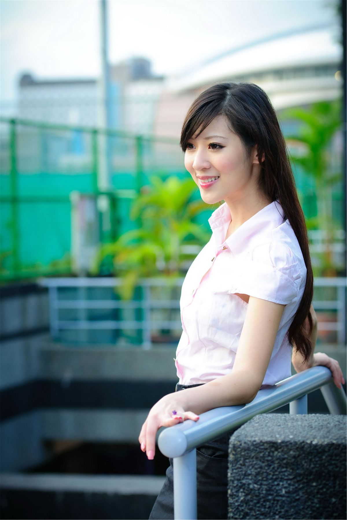 台湾清纯美女-韋韋-外拍写真 [26P]