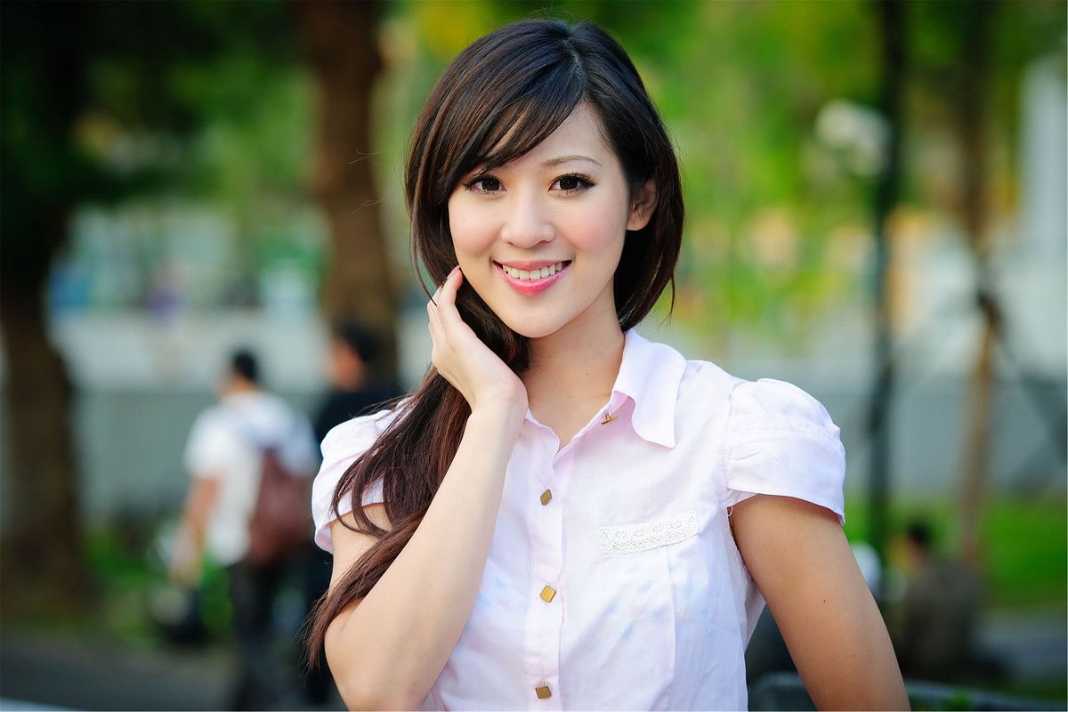 台湾清纯美女-韋韋-外拍写真 [26P]