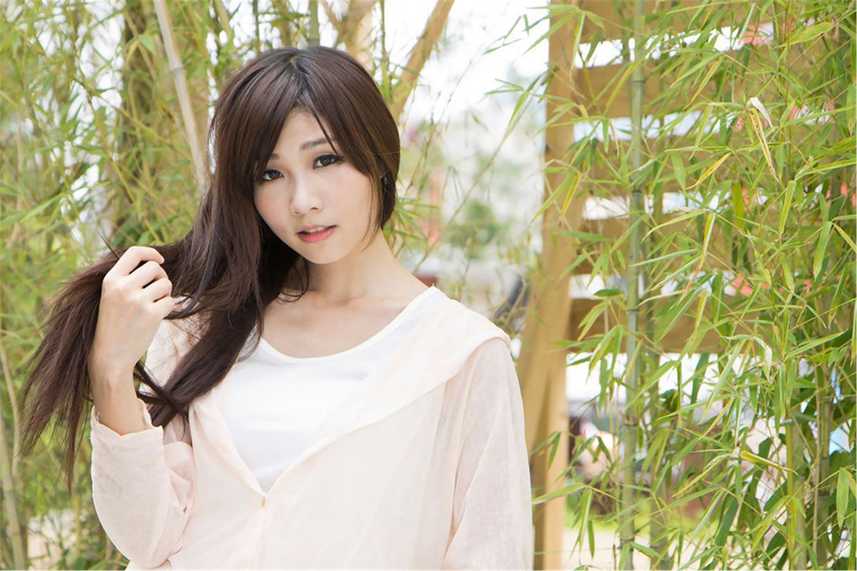 Beautyleg女神-張雅筑Chu 邻家有女初长成 [73P]