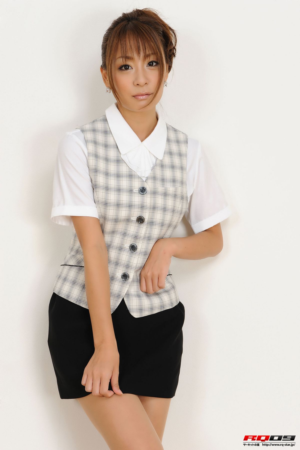 [RQ-STAR] 2009.11.09 NO.00204 Yuuki Aikawa 相川友希 Office Lady [100P]