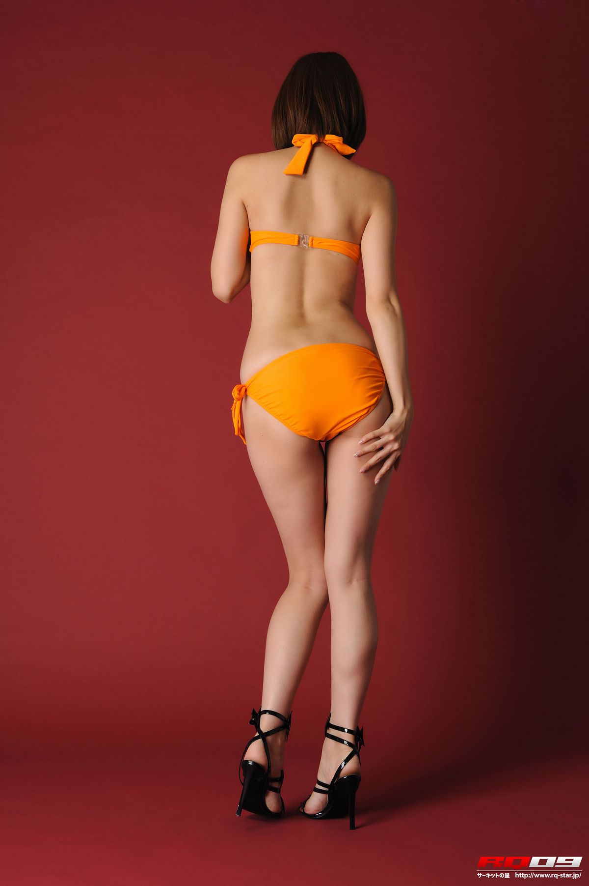 [RQ-STAR] 2009.11.20 NO.00208 Miyu Tokunaga 徳永末遊 Swim Suits – Orange [110P]