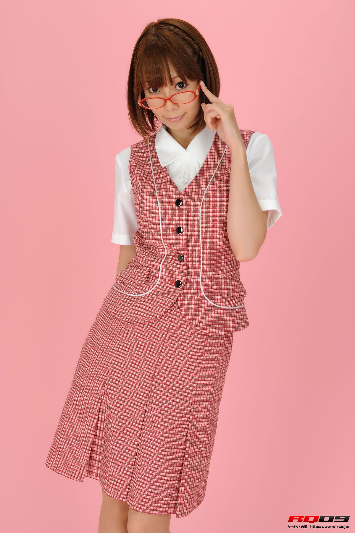 [RQ-STAR] 2009.11.25 NO.00209 Miyu Tokunaga 徳永末遊 Office Lady [106P]