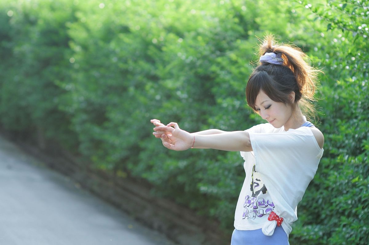 台湾清纯美女果子MM张凯洁@陽明山美軍宿舍 (一）[84P]