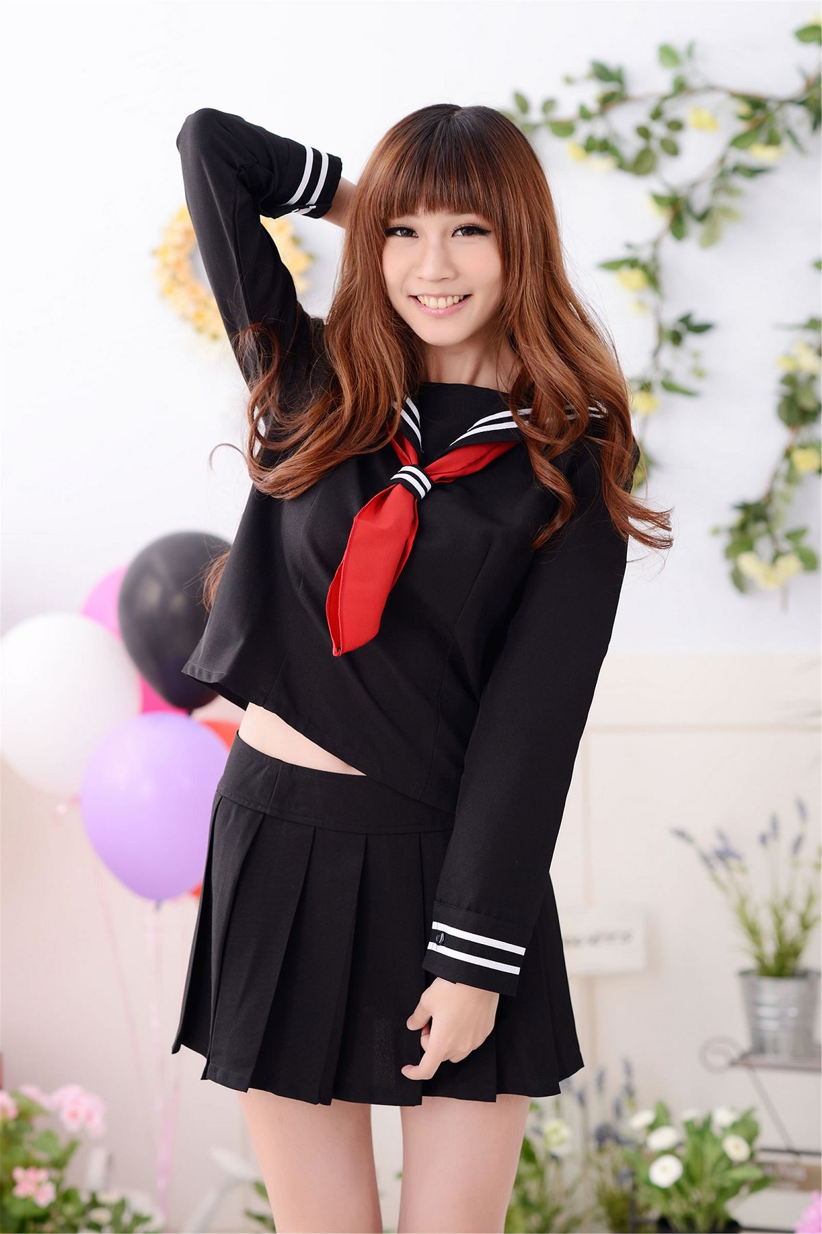 Beautyleg女神-張雅筑Chu-多制服棚拍图集 [37P]