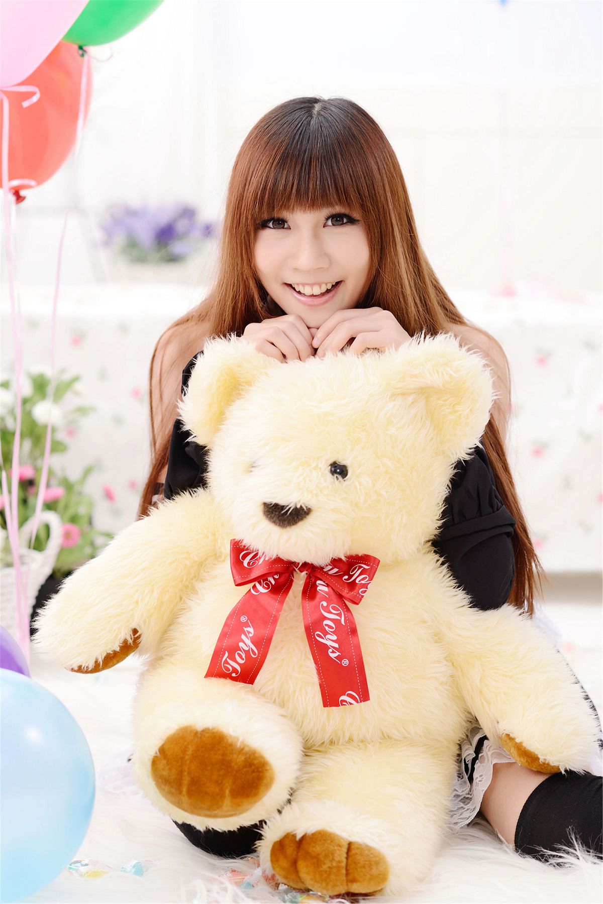 Beautyleg女神-張雅筑Chu-多制服棚拍图集 [37P]