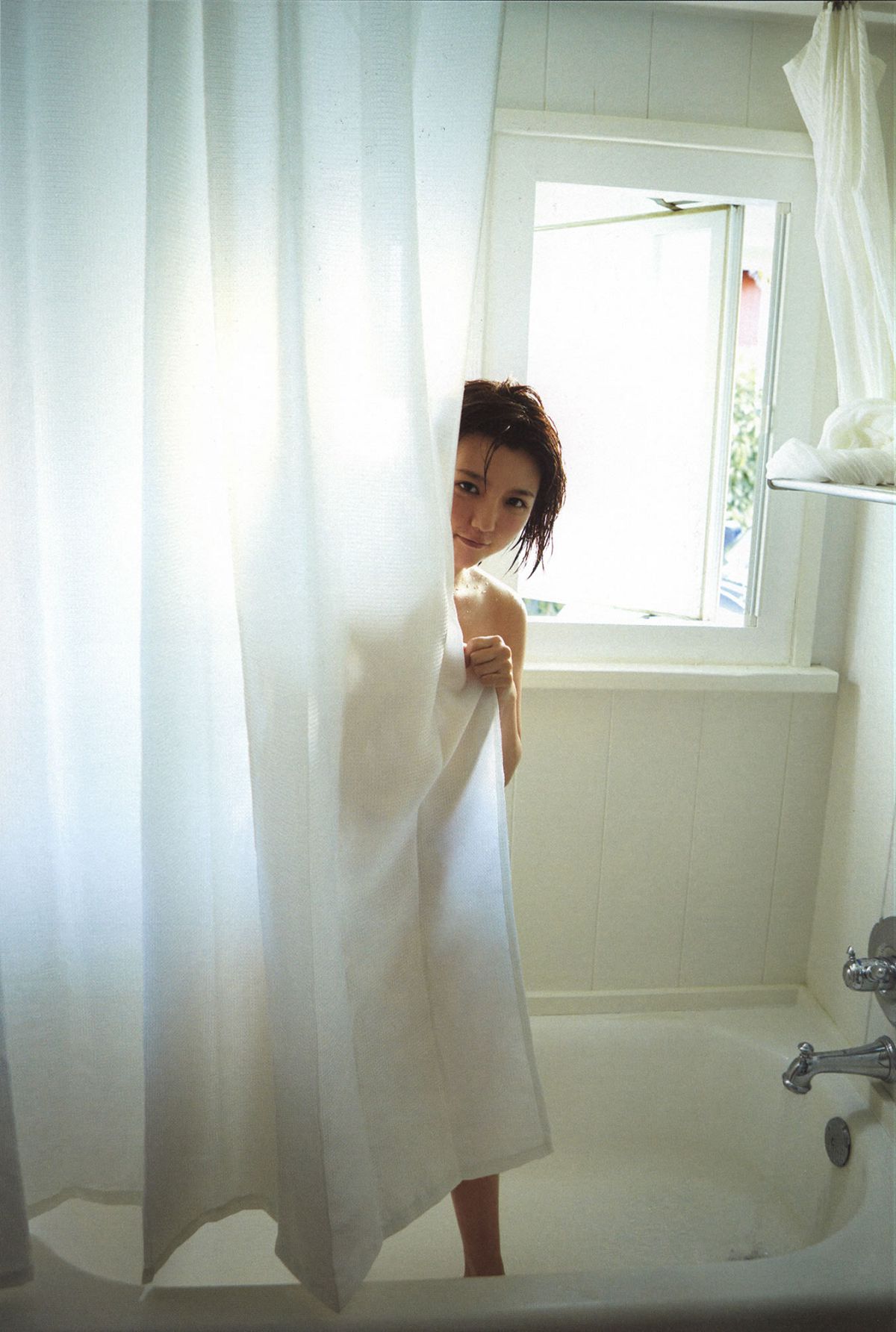 真野恵里菜 写真集 『 まのちゃん Dear Friends 』[109P]