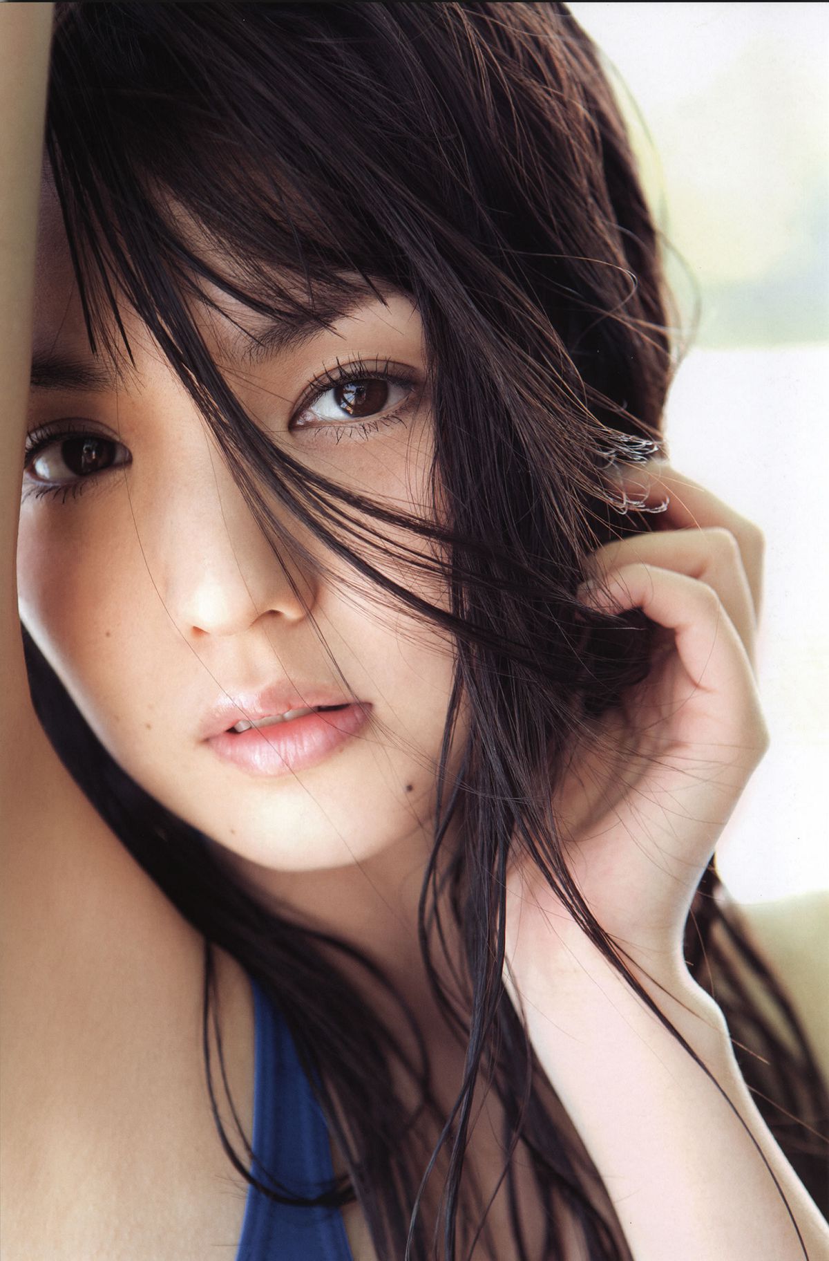 道重さゆみ 写真集 『 Blue Rose 』[78P]