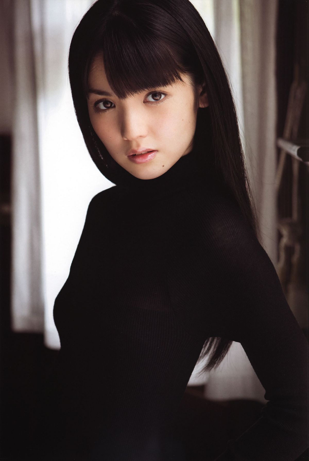 道重さゆみ 写真集 『 Blue Rose 』[78P]