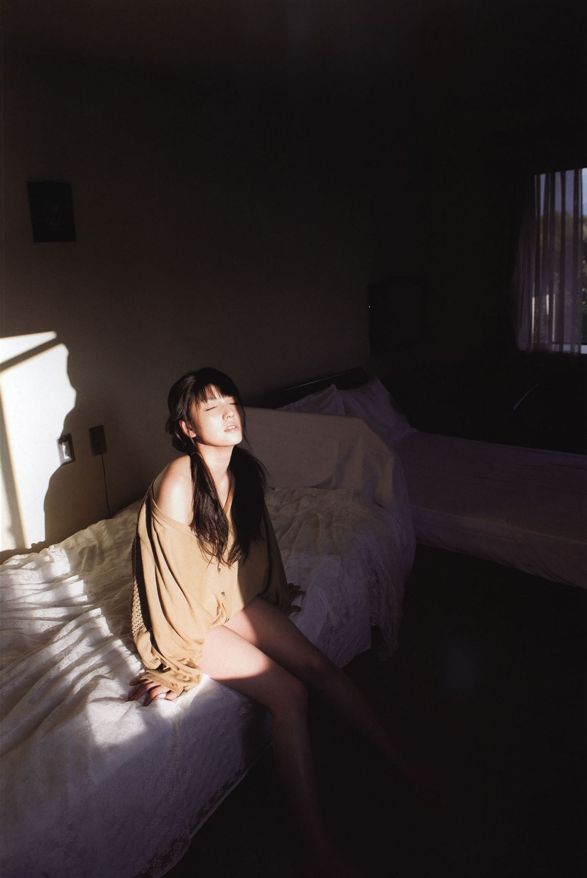 道重さゆみ 写真集 『 Blue Rose 』[78P]