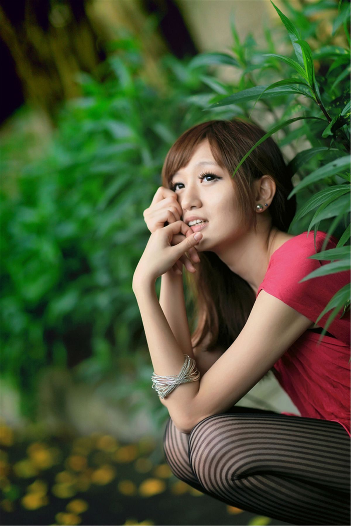 台湾清纯美女-小瑾-午小艾-水博馆周遭 [33P]