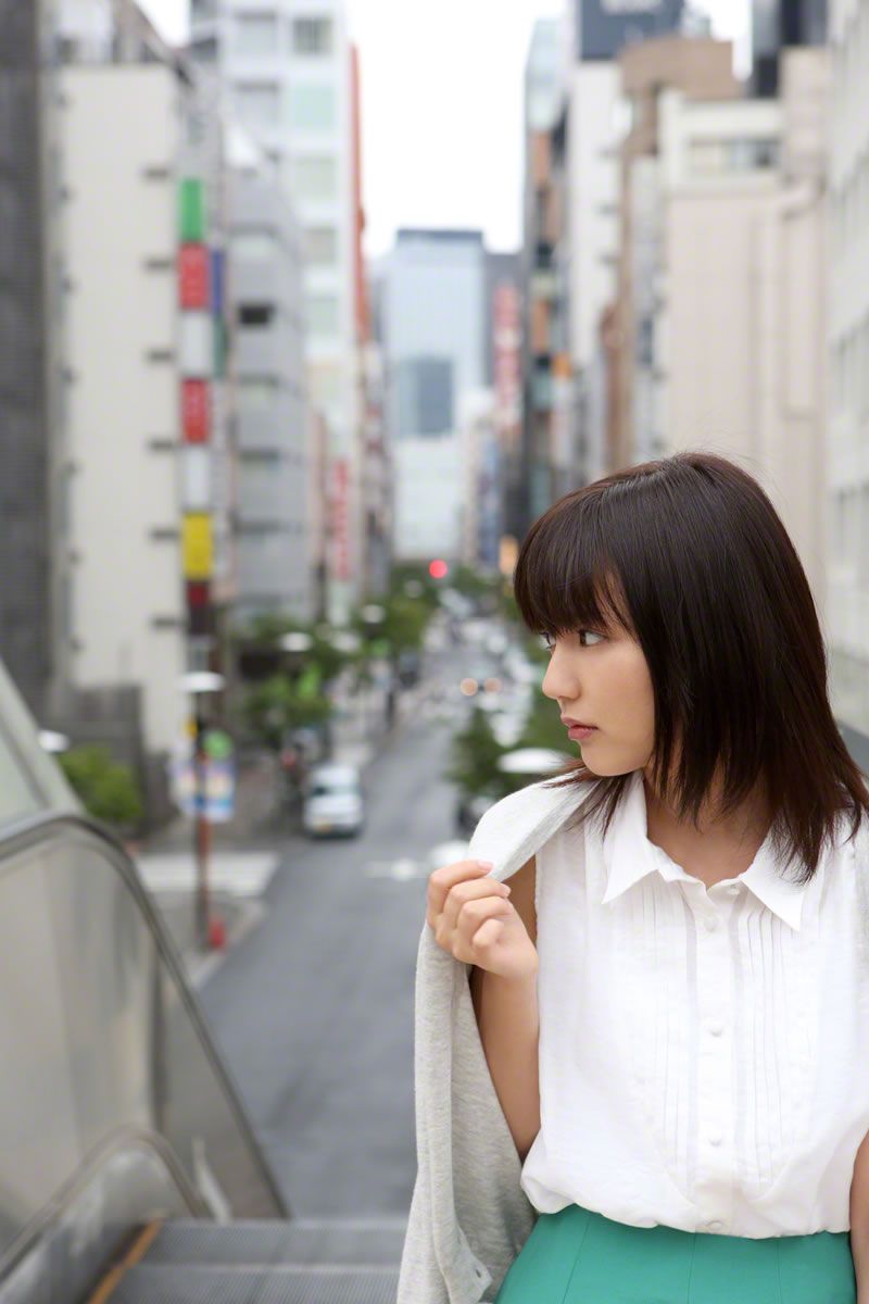 [Wanibooks WBGC] 2015.05 No.131 Erina Mano 真野恵里菜 [180P]