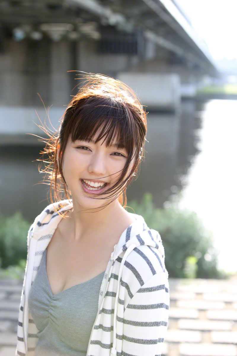[Wanibooks WBGC] 2015.05 No.131 Erina Mano 真野恵里菜 [180P]