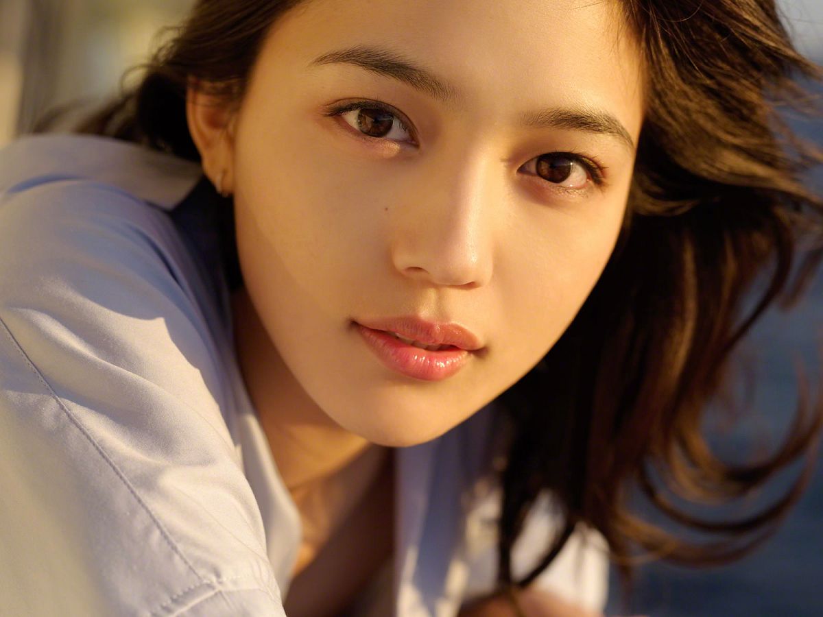 [Wanibooks WBGC] 2015.06 No.132 Haruna Kawaguchi 川口春奈 [166P]