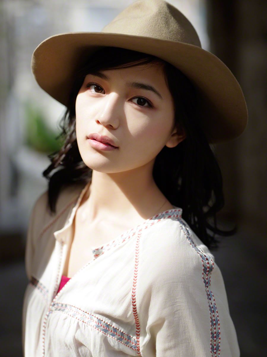 [Wanibooks WBGC] 2015.06 No.132 Haruna Kawaguchi 川口春奈 [166P]