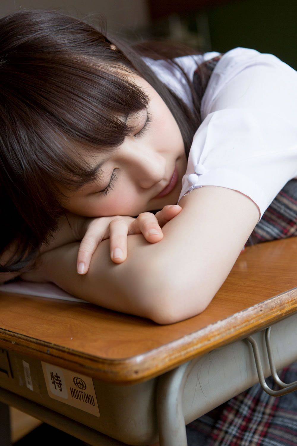 [YS-Web] Vol.609 Rena Matsui  Rina Ikoma 松井玲奈  生駒里奈 [33P]