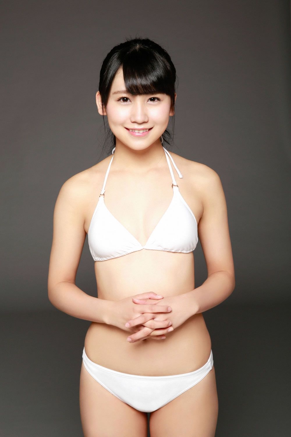 [YS-Web] Vol.657 AKB48 小嶋真子,加藤玲奈,田野優花,高橋朱里 - 18歳のAKB48 [50P]