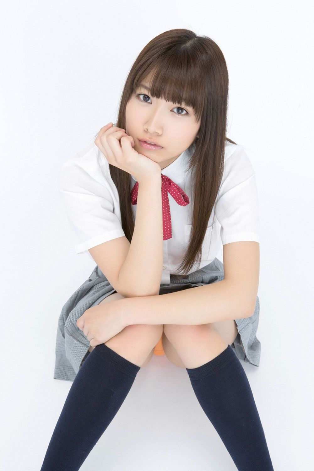 [YS-Web] Vol.661 Anna Tamechika 為近あんな - ミスFLASH2015のクールビューティー入学!! [49P]