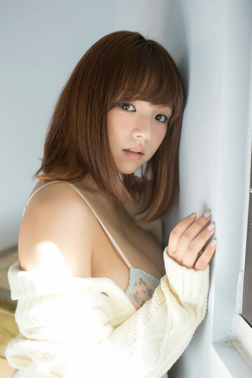 [YS-Web] Vol.663 Ai Shinozaki 篠崎愛 - BIG BIG LOVE [100P]