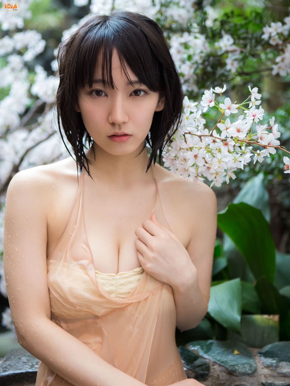 [BOMB.tv] GRAVURE Channel 2015年06月号 Riho Yoshioka 吉岡里帆 [96P]