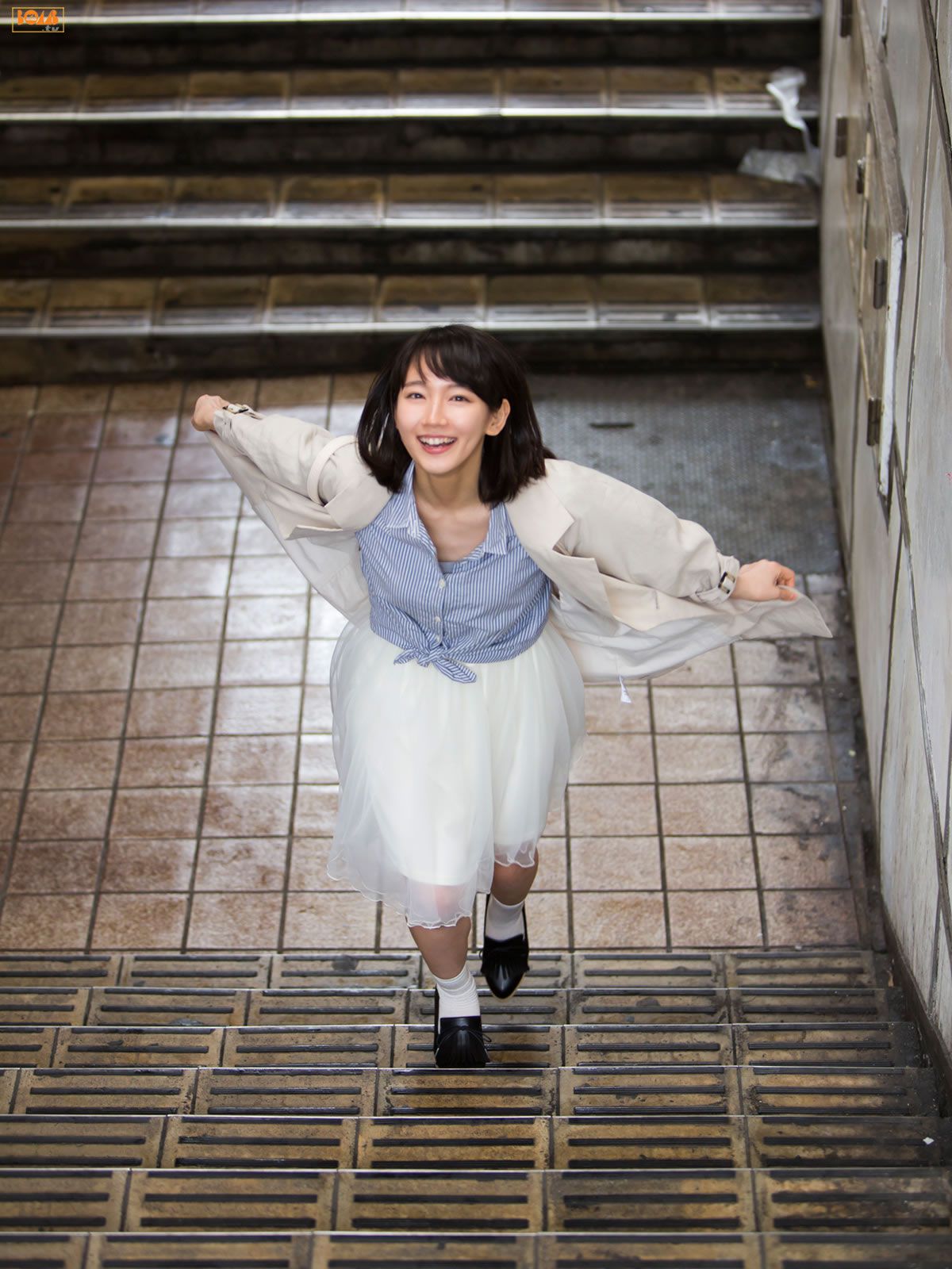 [BOMB.tv] GRAVURE Channel 2015年06月号 Riho Yoshioka 吉岡里帆 [96P]