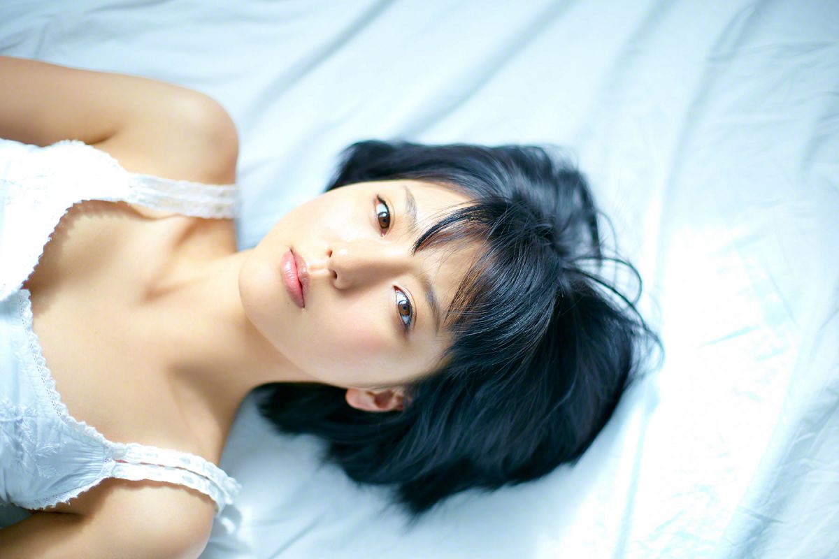 [Wanibooks WBGC] 2015.09 No.135 Erina Mano 真野惠里菜 [175P]